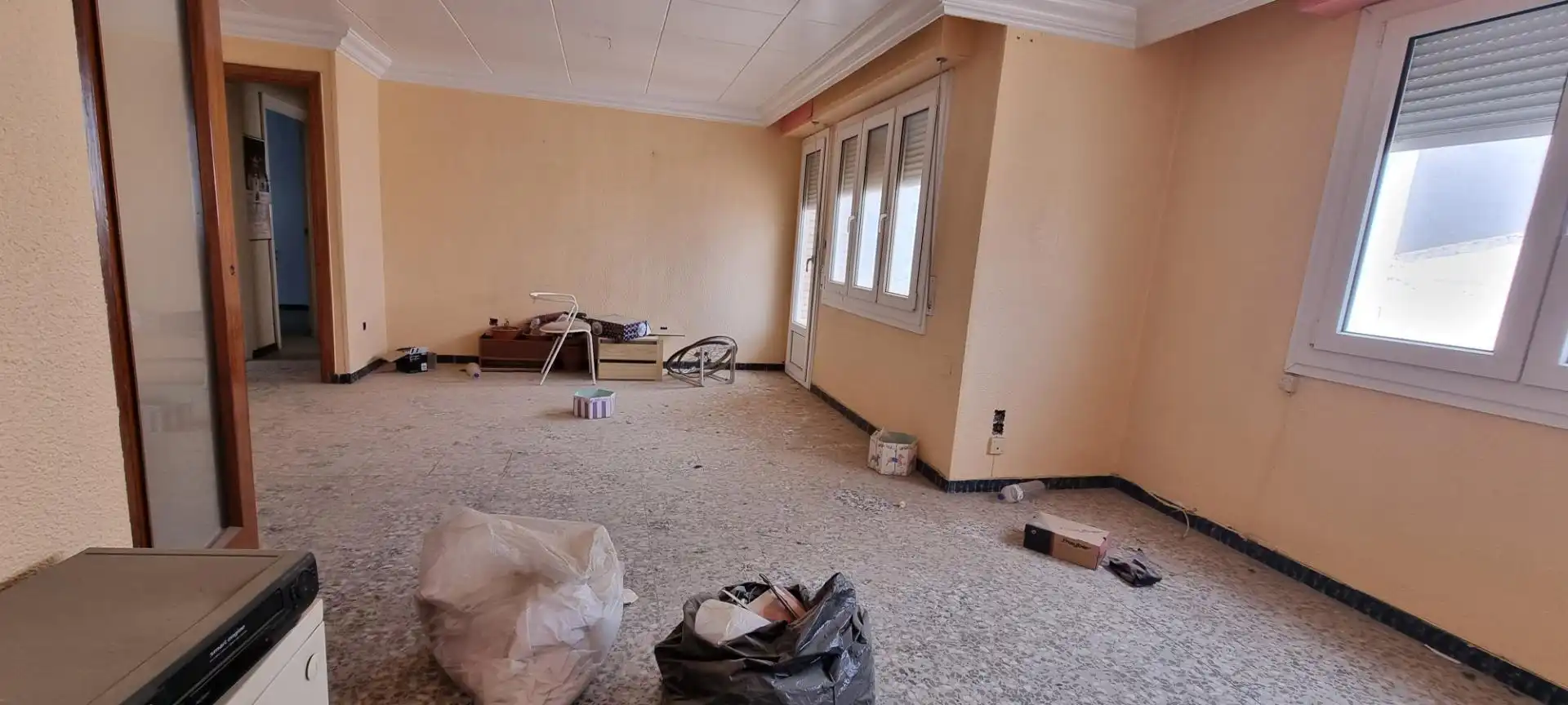 Sala d'estar de Pis en venda en Yecla amb Balcó