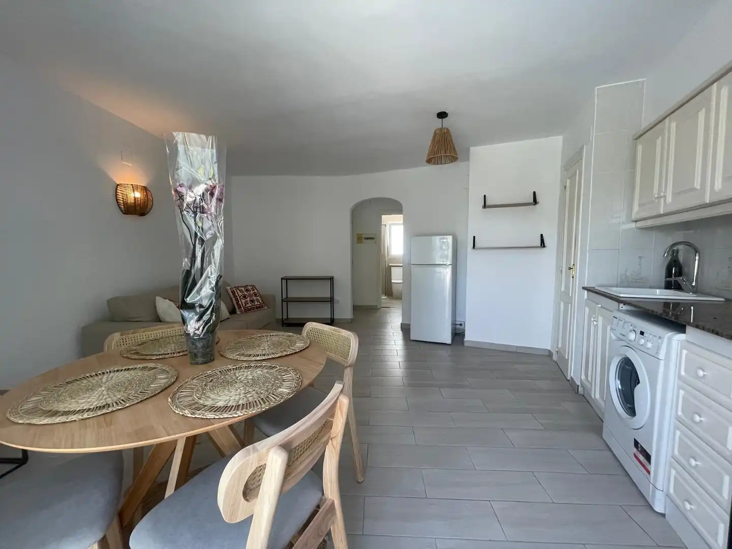 Comedor de Apartamento de alquiler en Dénia con Jardín privado, Terraza y Amueblado