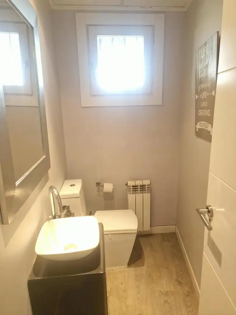 Bany de Casa adosada en venda en Zaragoza amb Terrassa i Piscina