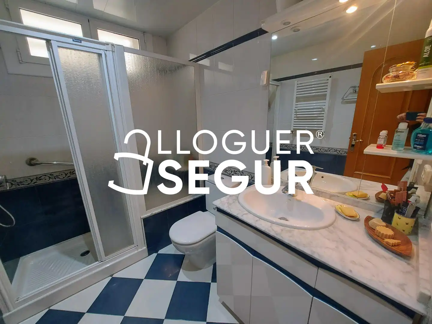 Baño de Piso de alquiler en Barcelona con Aire acondicionado, Calefacción y Terraza