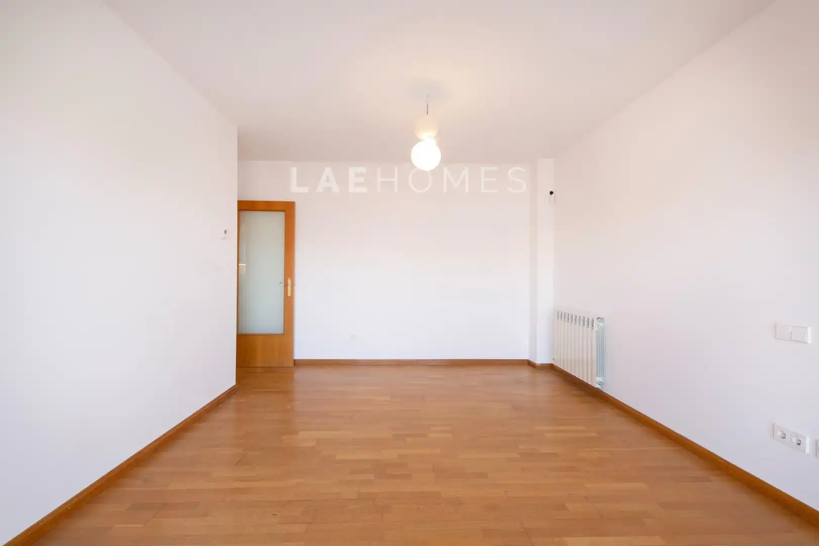 Schlafzimmer von Dachboden zum Verkauf in Sant Cugat del Vallès mit Klimaanlage, Heizung und Privatgarten
