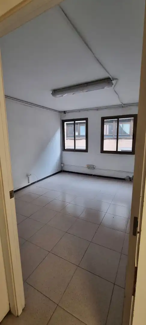 Fabrikhallen zur Miete in Carrer de la Natació, 1, Can Rosés
