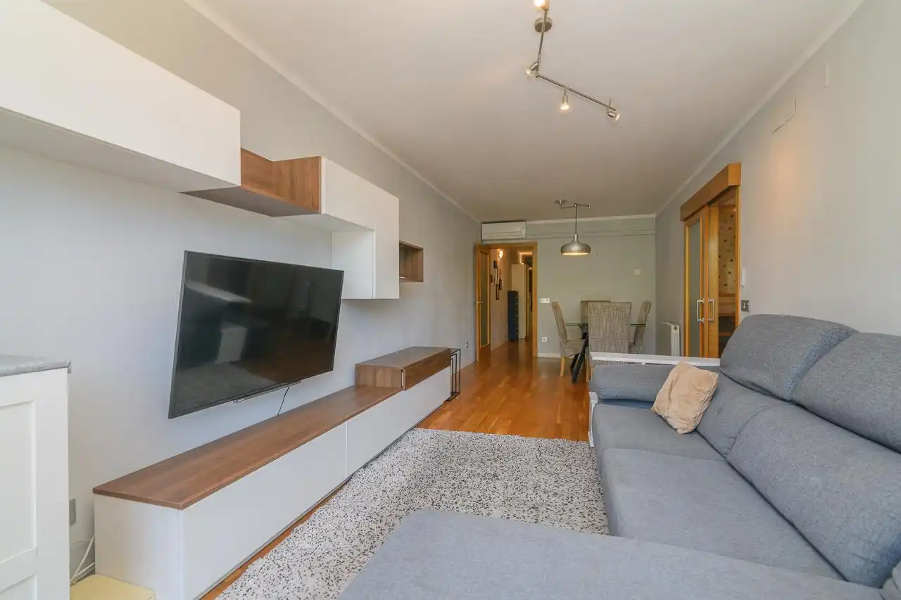 Sala d'estar de Pis en venda en Barcelona amb Aire condicionat, Calefacció i Parquet