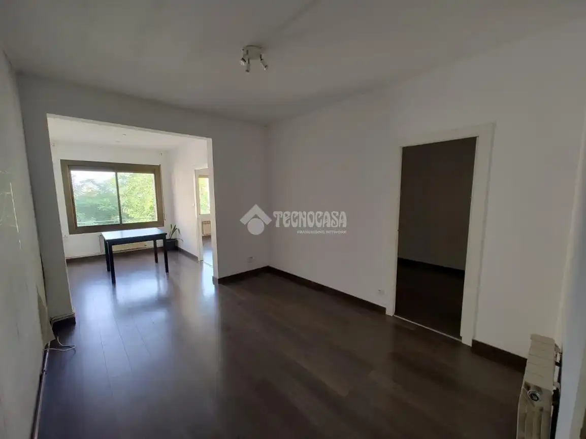 Sala d'estar de Pis en venda en Barcelona amb Calefacció