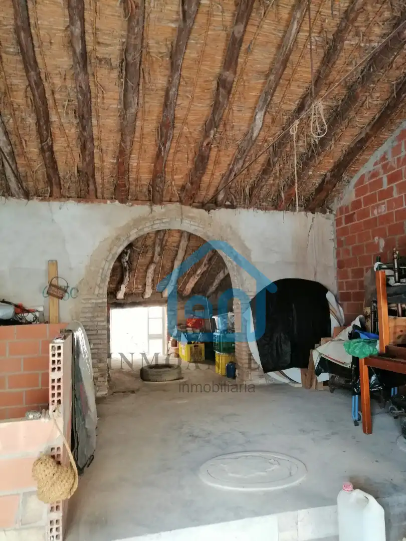 Country homes for sale in Requena