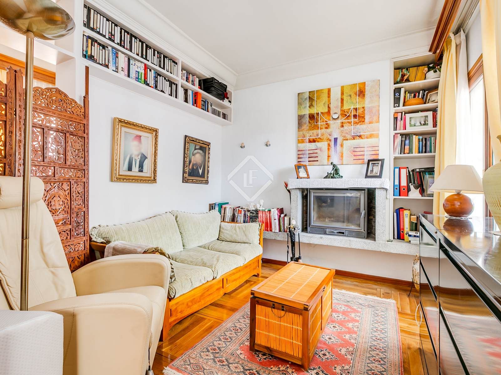 Sala d'estar de Pis en venda en  Madrid Capital amb Aire condicionat