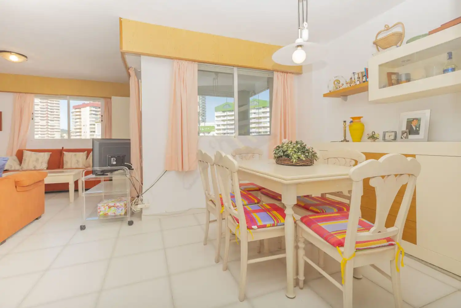 Comedor de Apartamento en venta en Calpe / Calp con Terraza y Piscina comunitaria