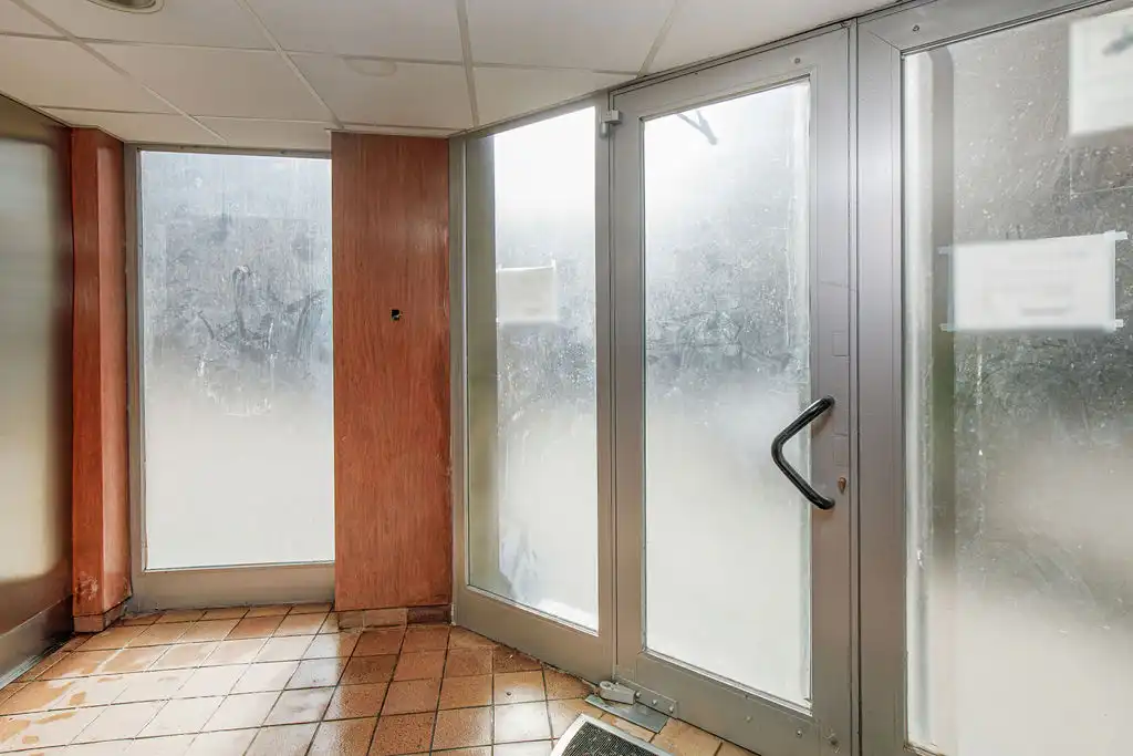 Local comercial en venta en Pz Dr Gravalosa, imagen 2