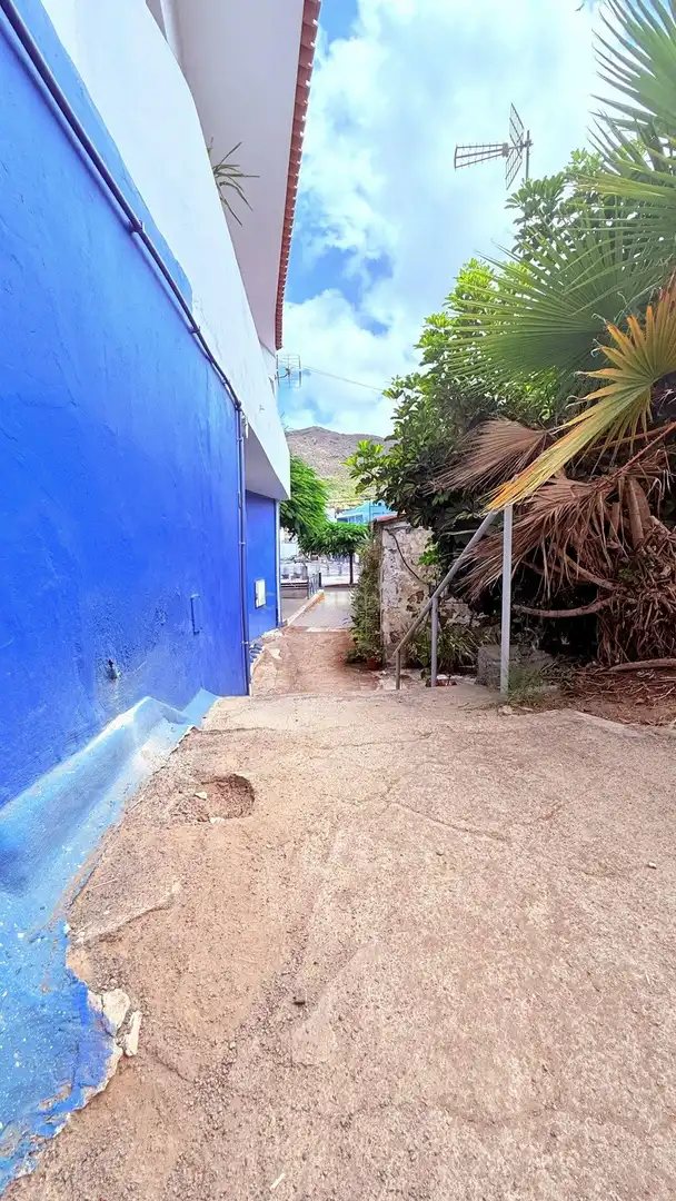 Vista exterior de Casa o xalet en venda en San Cristóbal de la Laguna amb Alarma