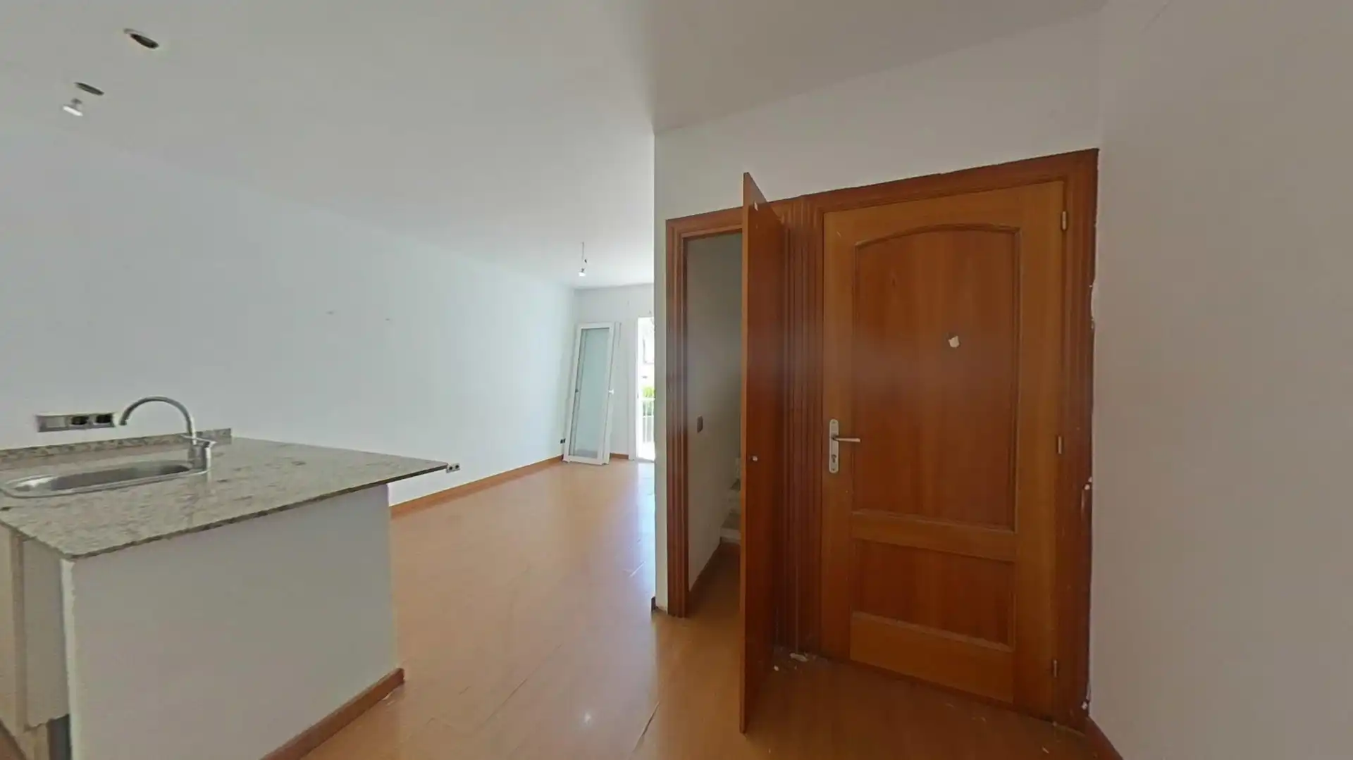 Semi-detached house for sale in calle Emporda, imagen 10
