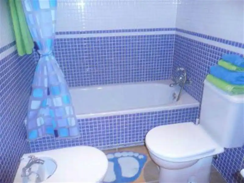 Badezimmer von Maisonette zur Miete in Vera mit Klimaanlage, Heizung und Privatgarten
