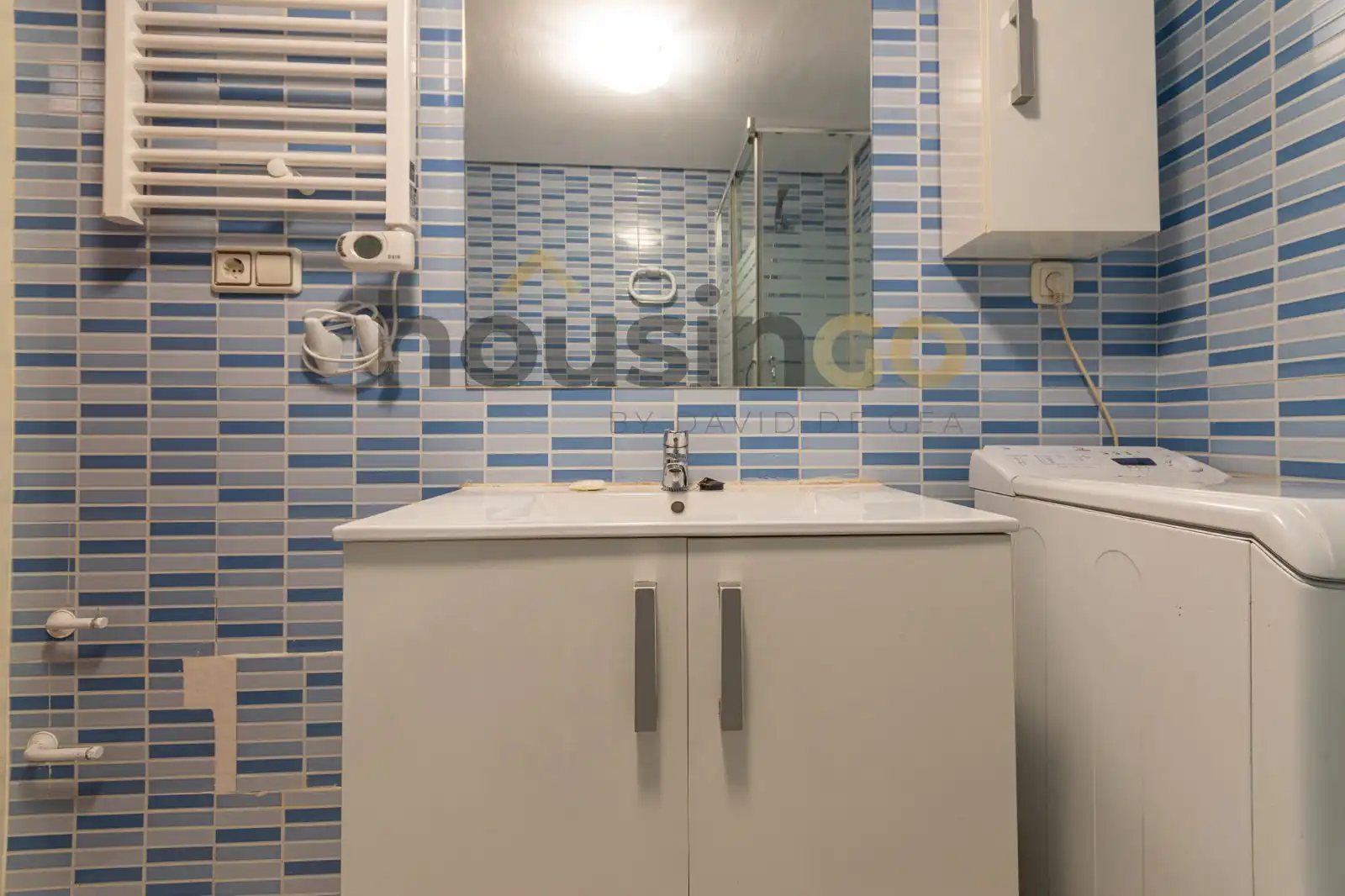 Baño de Apartamento de alquiler en Madrid con Aire acondicionado, Calefacción y Terraza