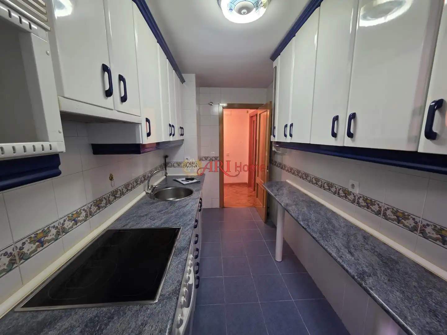 Kitchen of Flat for sale in Fuenlabrada  with Air Conditioner, Heating and Swimming Pool