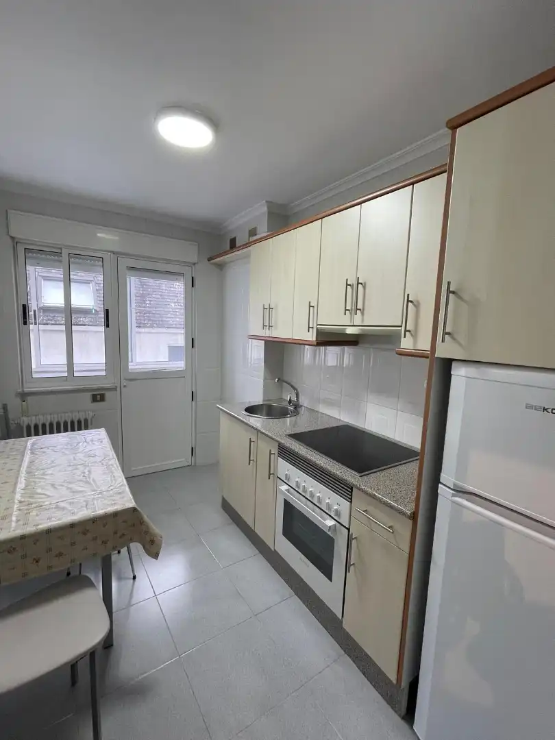 Flat with lift to rent in Recatelo - O Carme