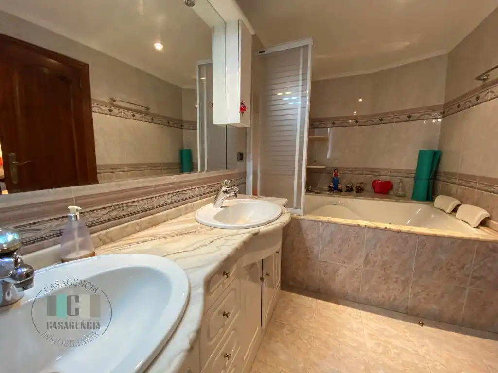 Maisonette zur Miete in Castellón de la Plana / Castelló de la Plana, Castellón