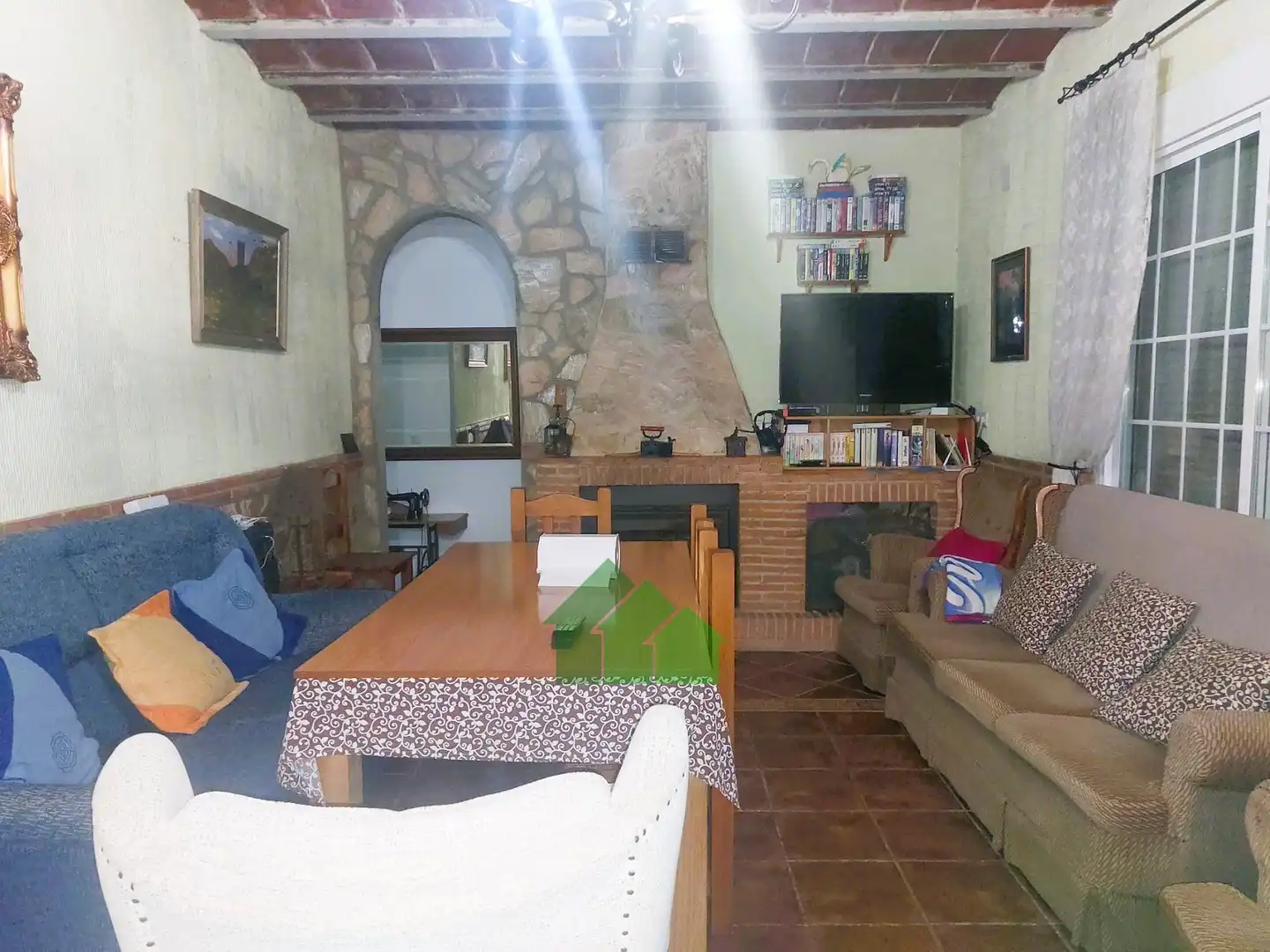 Sala d'estar de Casa o xalet en venda en Montijo amb Traster, Piscina i TV