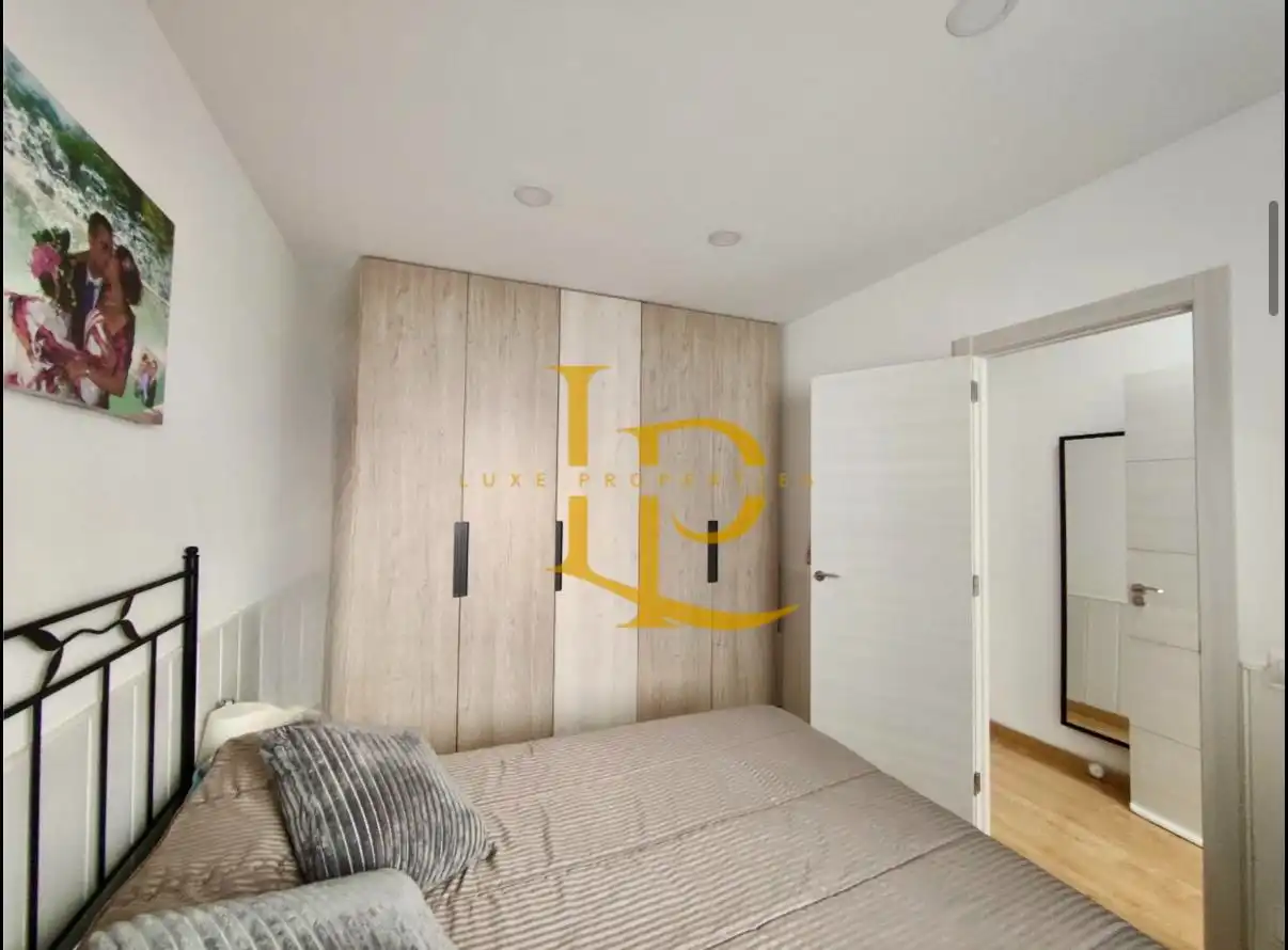 Dormitori de Casa o xalet en venda en Sabadell amb Aire condicionat, Parquet i Terrassa