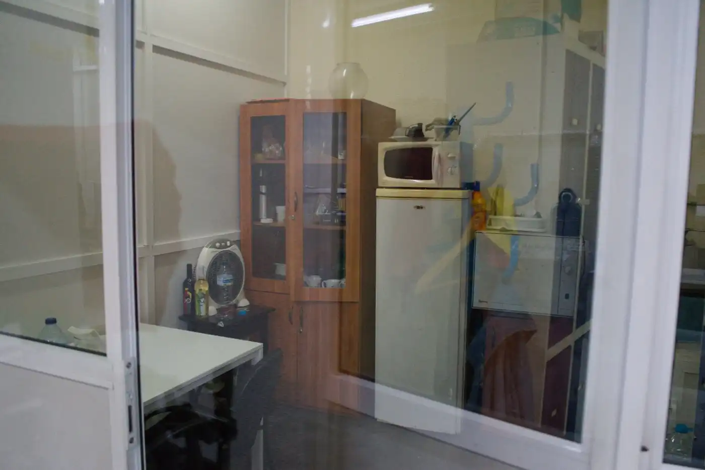 Cocina de Local en venta en Torrent con Aire acondicionado