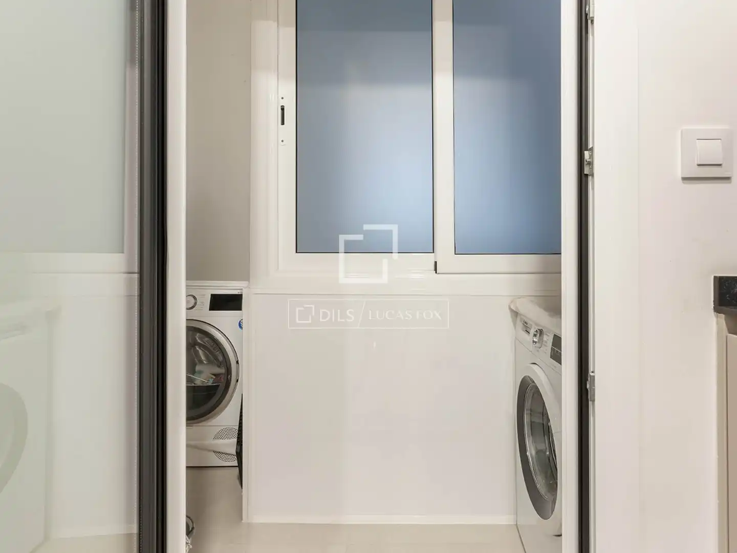 Schlafzimmer von Wohnung zum Verkauf in Barcelona mit Klimaanlage, Möbliert und Balkon