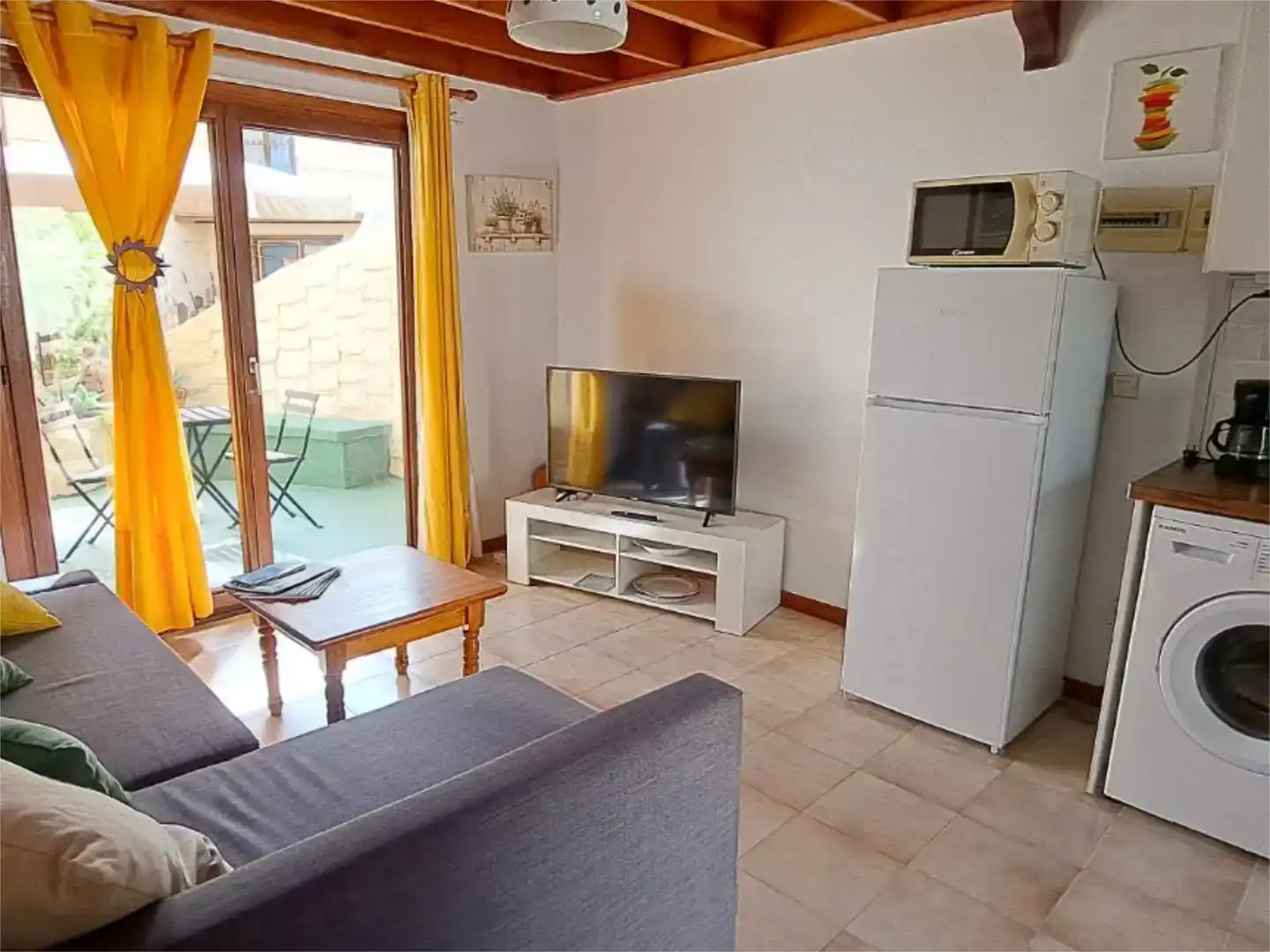 Sala de estar de Casa adosada en venta en La Oliva con Piscina y Amueblado
