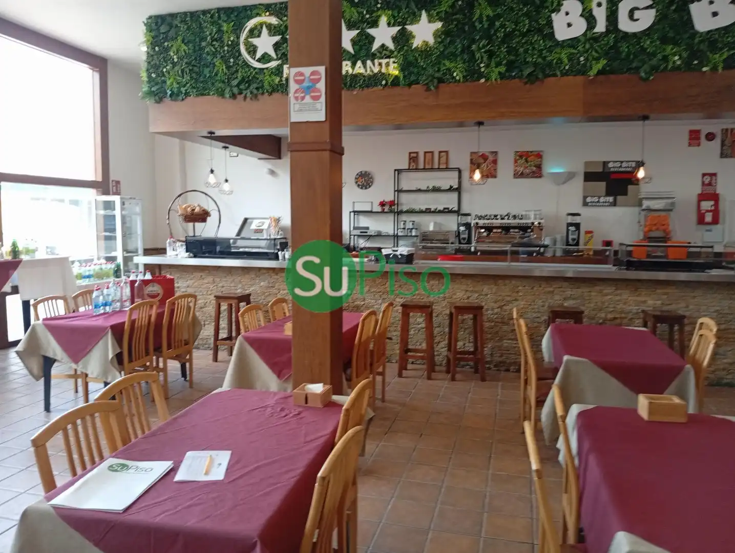Local en venda a Avenida de los Metales, 40, Estación - Cruz Roja