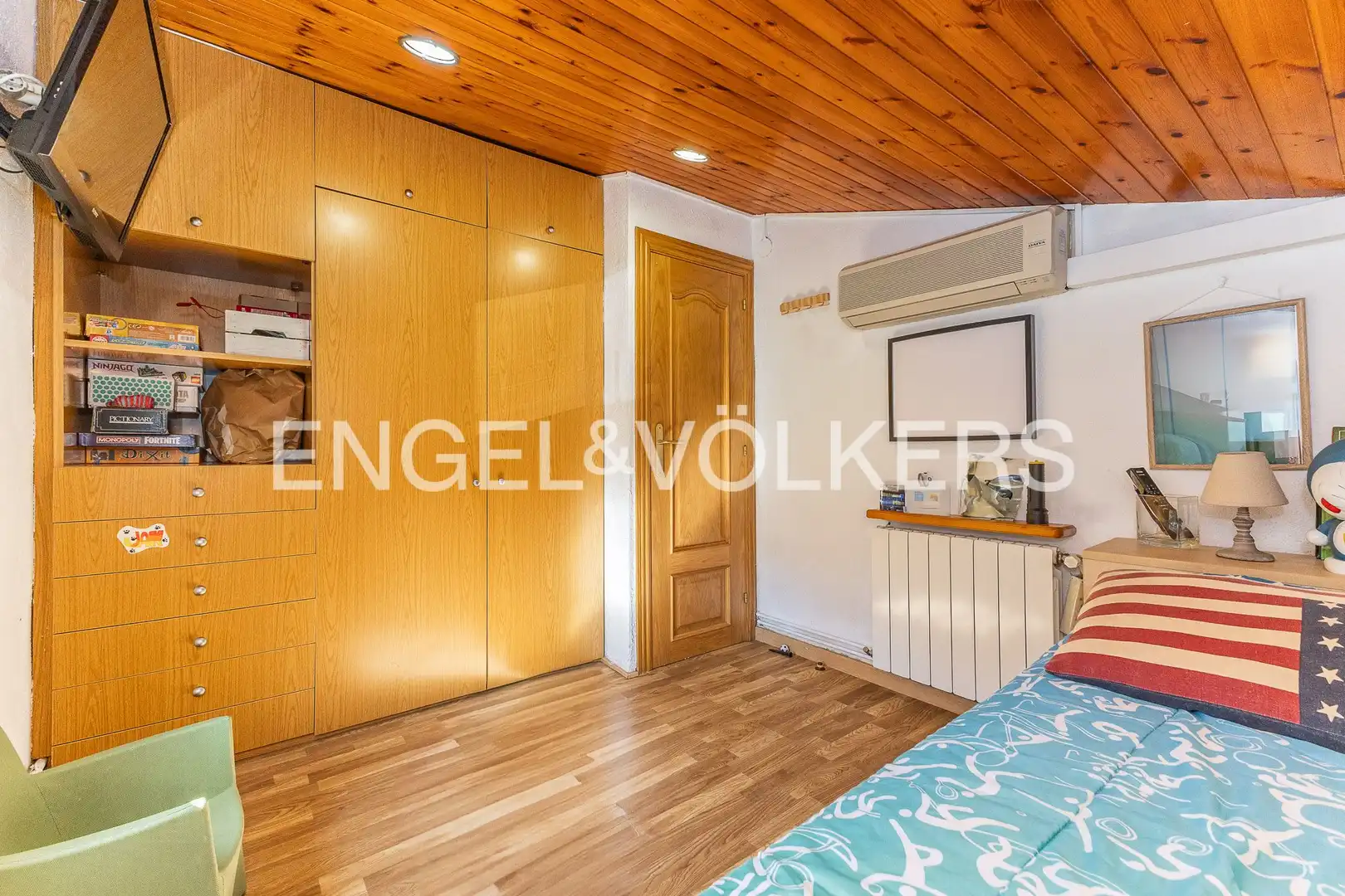 Bedroom of Houses for sale in Sant Cugat del Vallès  with Air Conditioner, Heating and Private garden