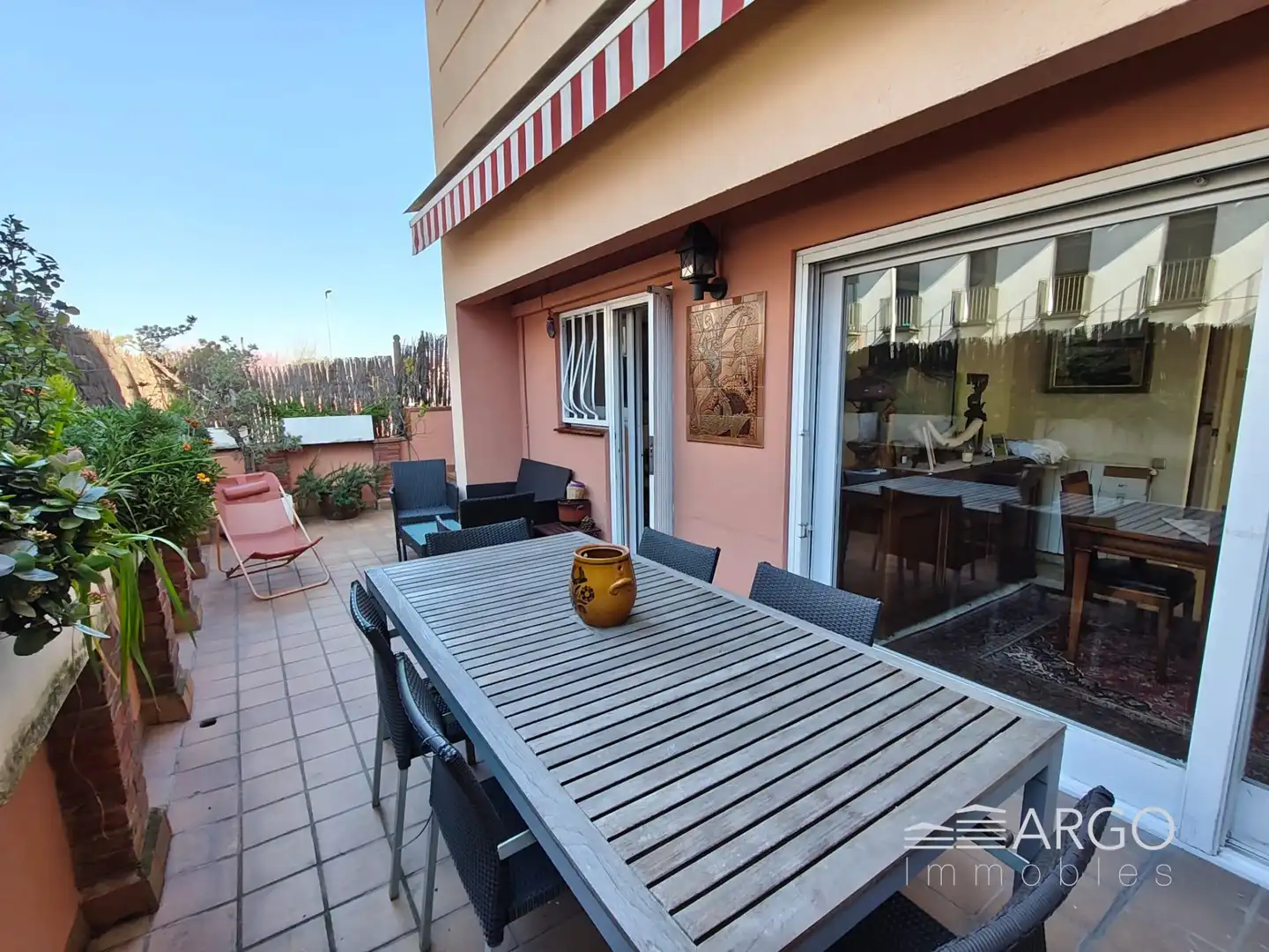 Terrassa de Casa o xalet en venda en Montcada i Reixac amb Aire condicionat i Jardí privat