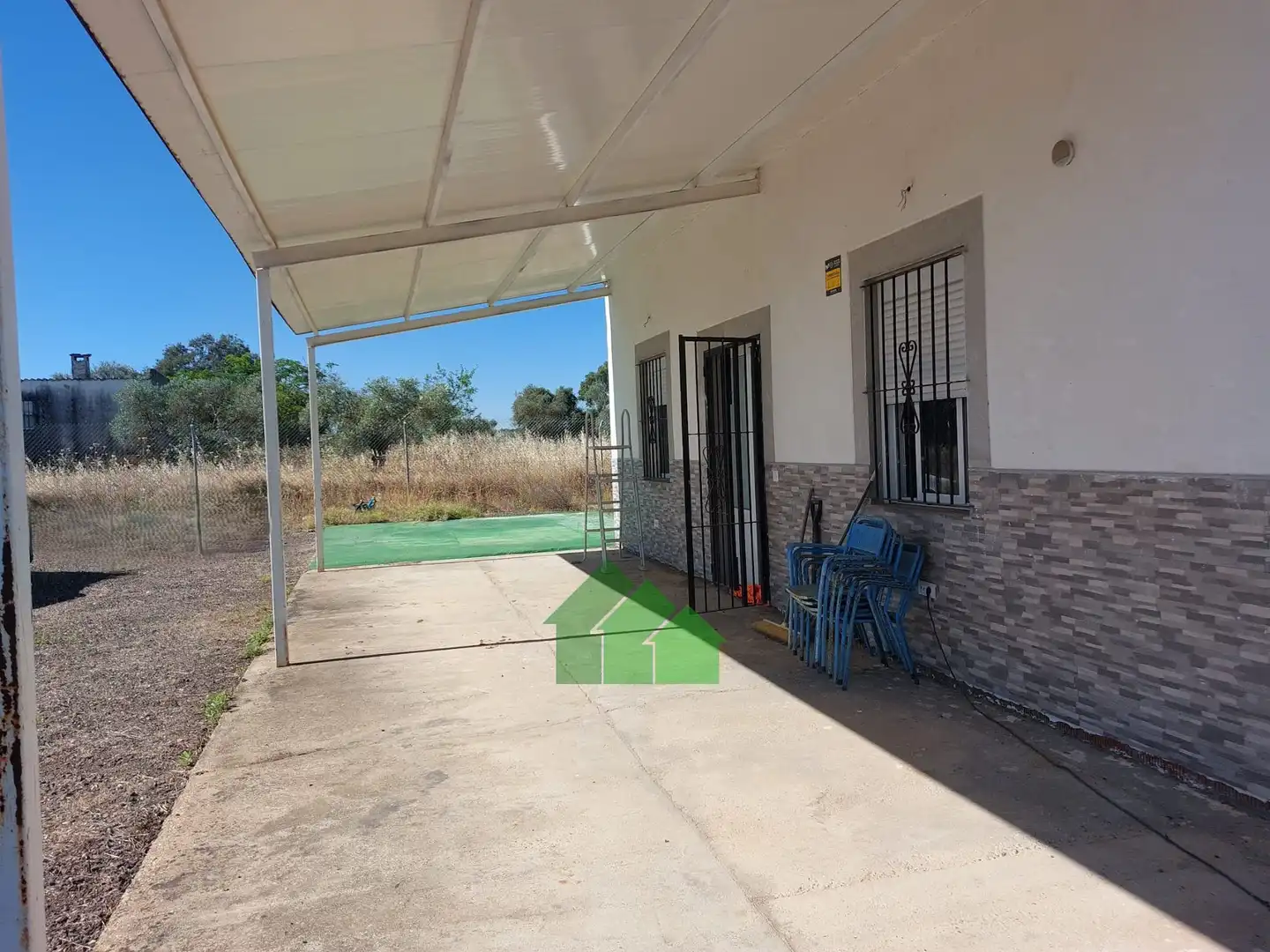 Jardí de Casa o xalet en venda en Montijo amb Aire condicionat, Traster i TV