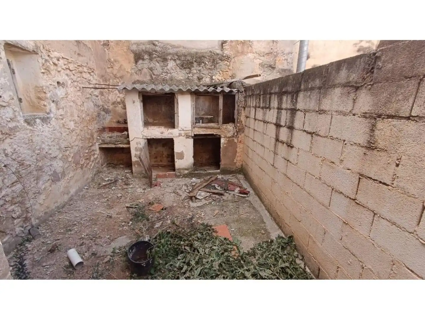 Casa o xalet en venda en Villar del Arzobispo amb Terrassa i Balcó