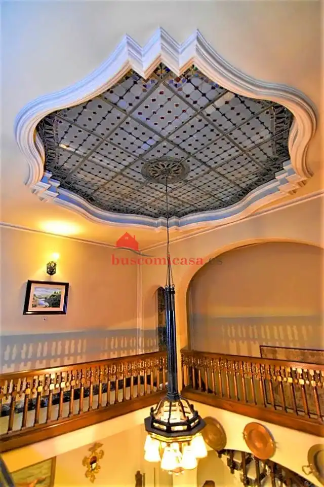 Edificio en venta en Linares