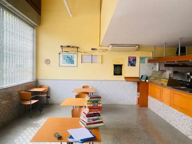 Local en venta en Ripollet con Aire acondicionado