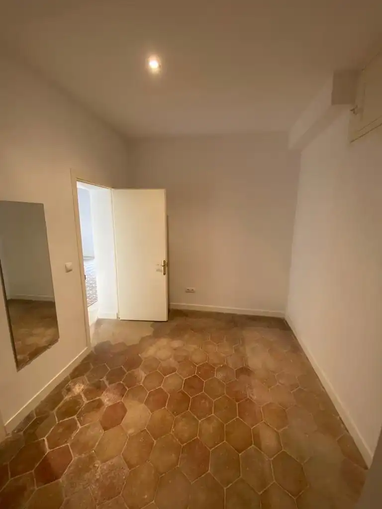 Habitación de Piso de alquiler en  Palma de Mallorca con Aire acondicionado, Jardín privado y Trastero