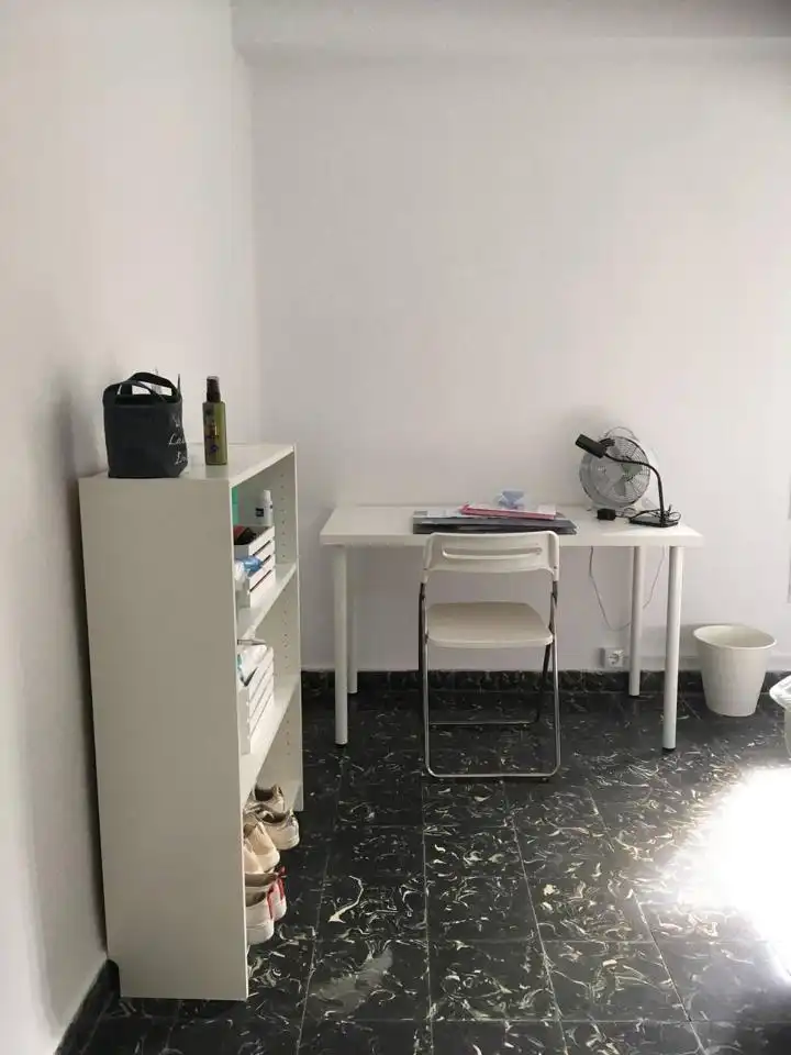 Habitación de Piso de alquiler en Valencia con Amueblado