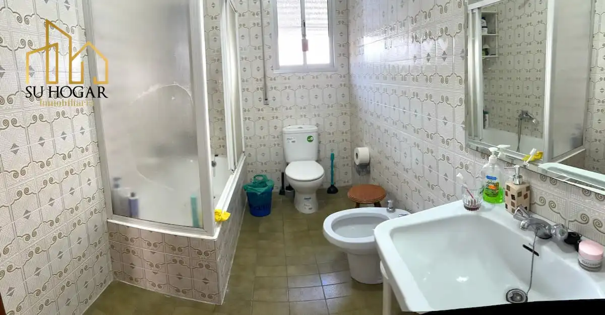 Bathroom of Houses for sale in Rota  with Terrace