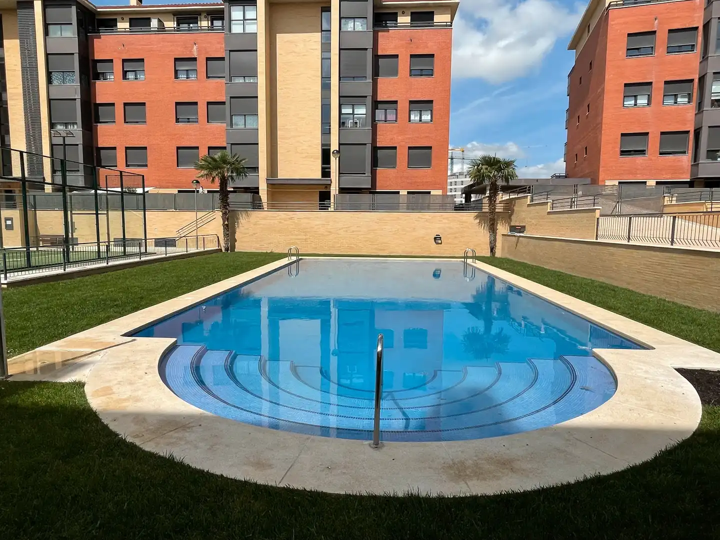 Flat for rent in Calle Ramon Margalef, Aranzana