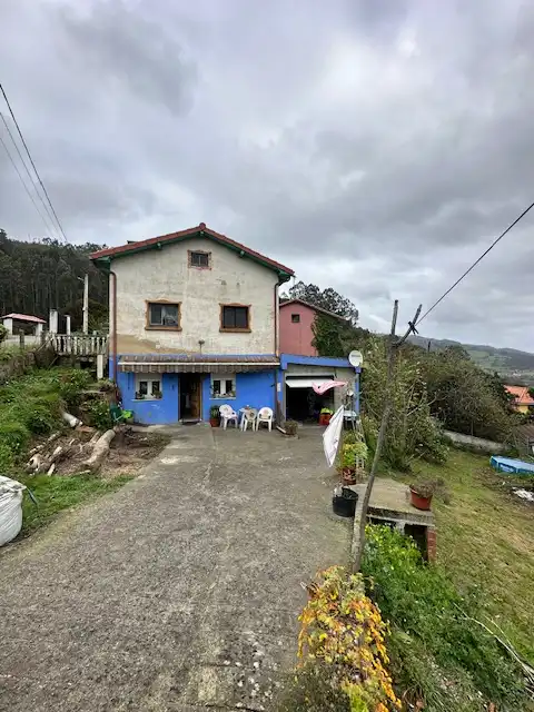 Vista exterior de Casa o chalet en venta en Pravia con Calefacción, Jardín privado y Terraza