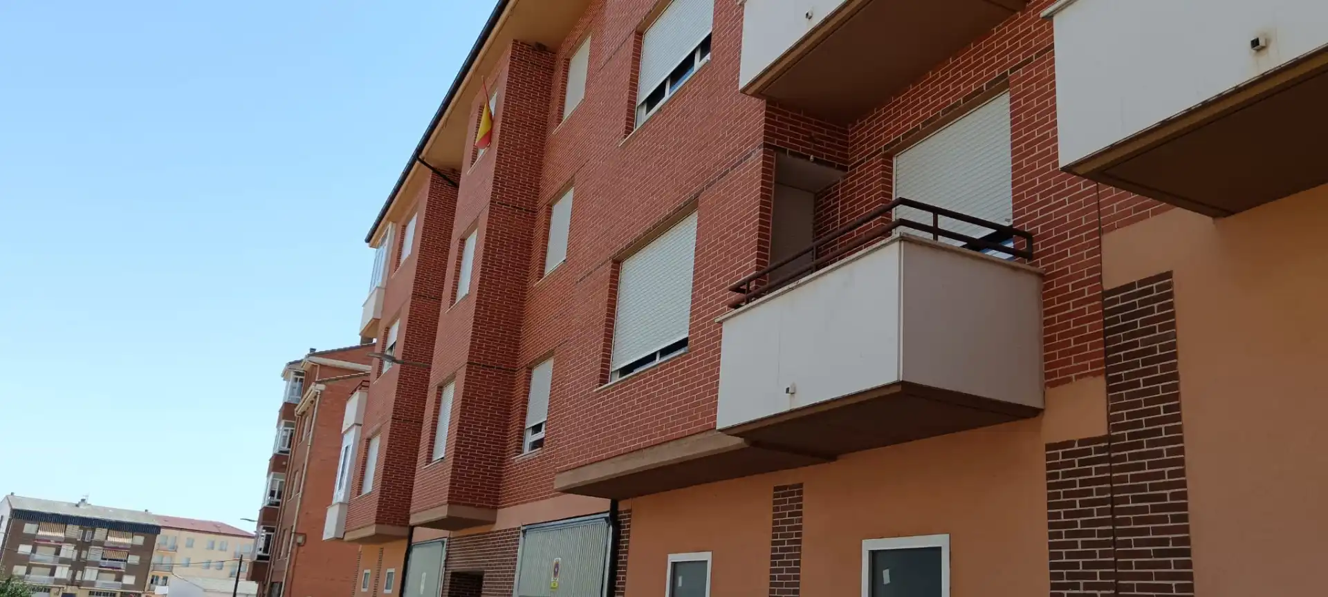 Vista exterior de Piso en venta en Almazán con Terraza y Balcón
