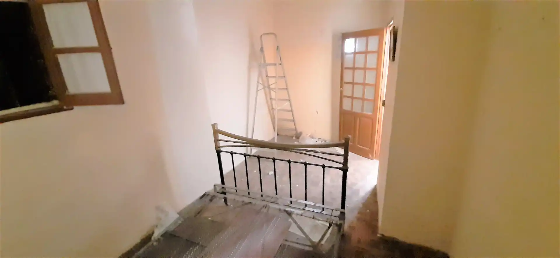 Schlafzimmer von Country house zum Verkauf in Moratilla de los Meleros mit Abstellraum und Balkon