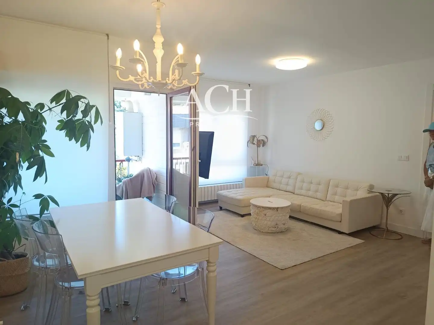 Sala d'estar de Pis de lloguer en Sopela amb Calefacció, Terrassa i Moblat