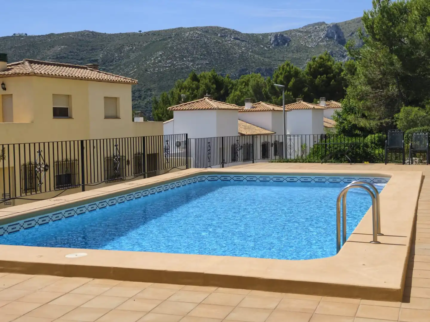 Swimming pool of Houses for sale in L'Atzúbia  with Air Conditioner, Heating and Terrace