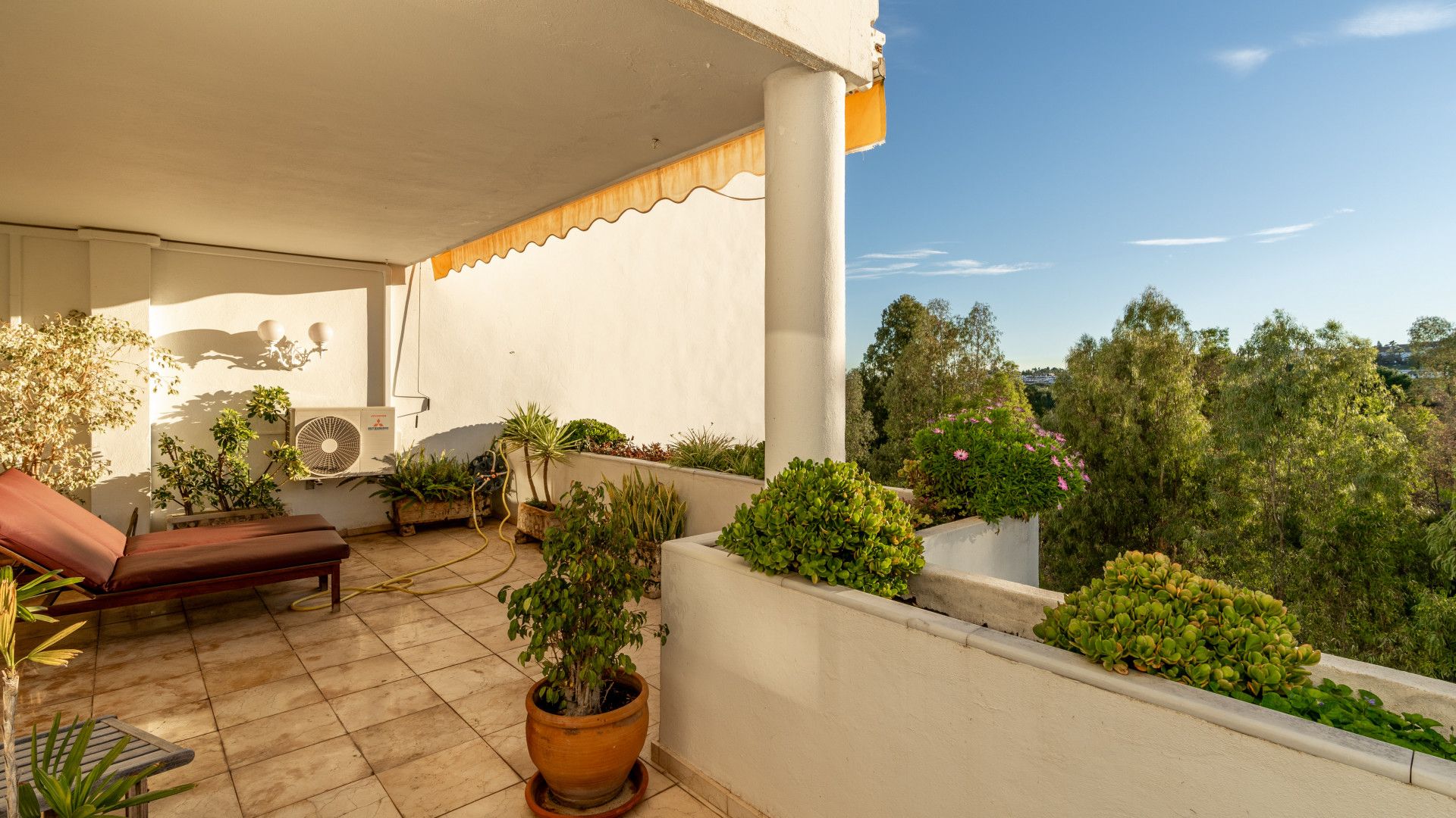 Terrace of Apartment for sale in Marbella  with Air Conditioner, Terrace and Swimming Pool