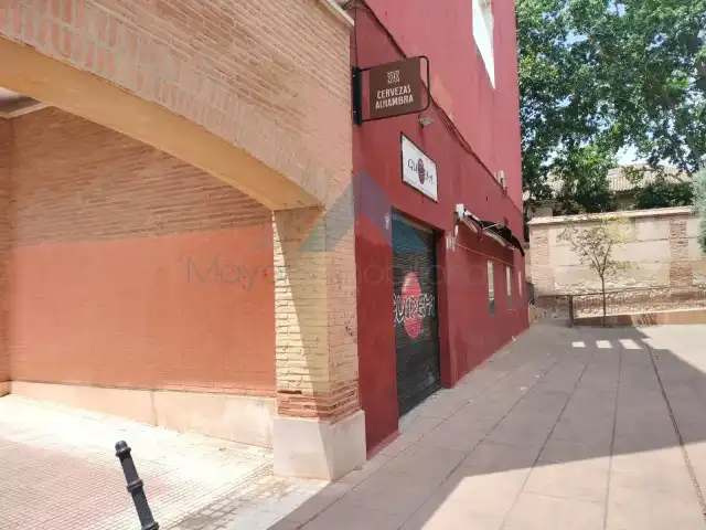 Gewerbefläche zur Miete in Travesía San Julián 2, imagen 3