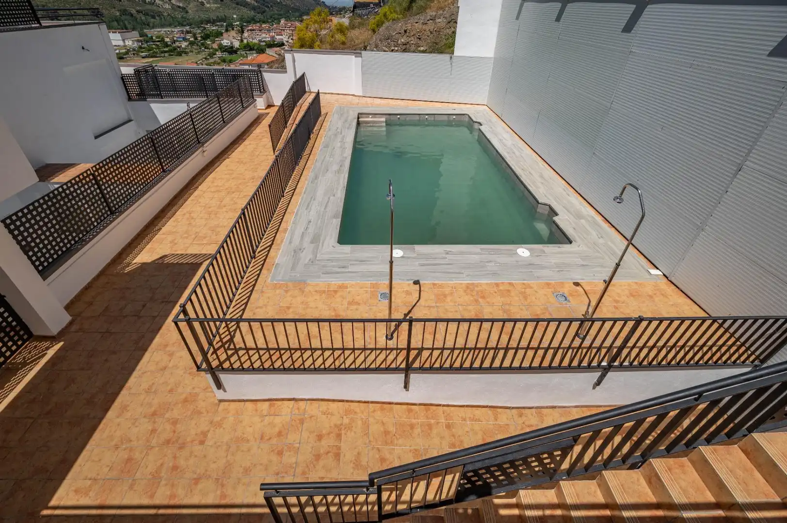 Piscina de Pis en venda en Cenes de la Vega amb Calefacció, Balcó i Piscina comunitària