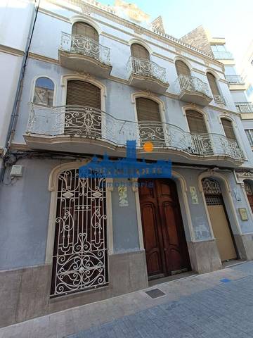 Casa-chalet en Venta en Carrer Sant Xutxim en Centro