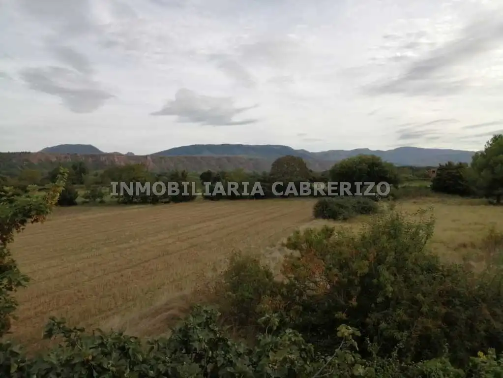 Casa o chalet en venta en Alberite con Calefacción, Jardín privado y Parquet