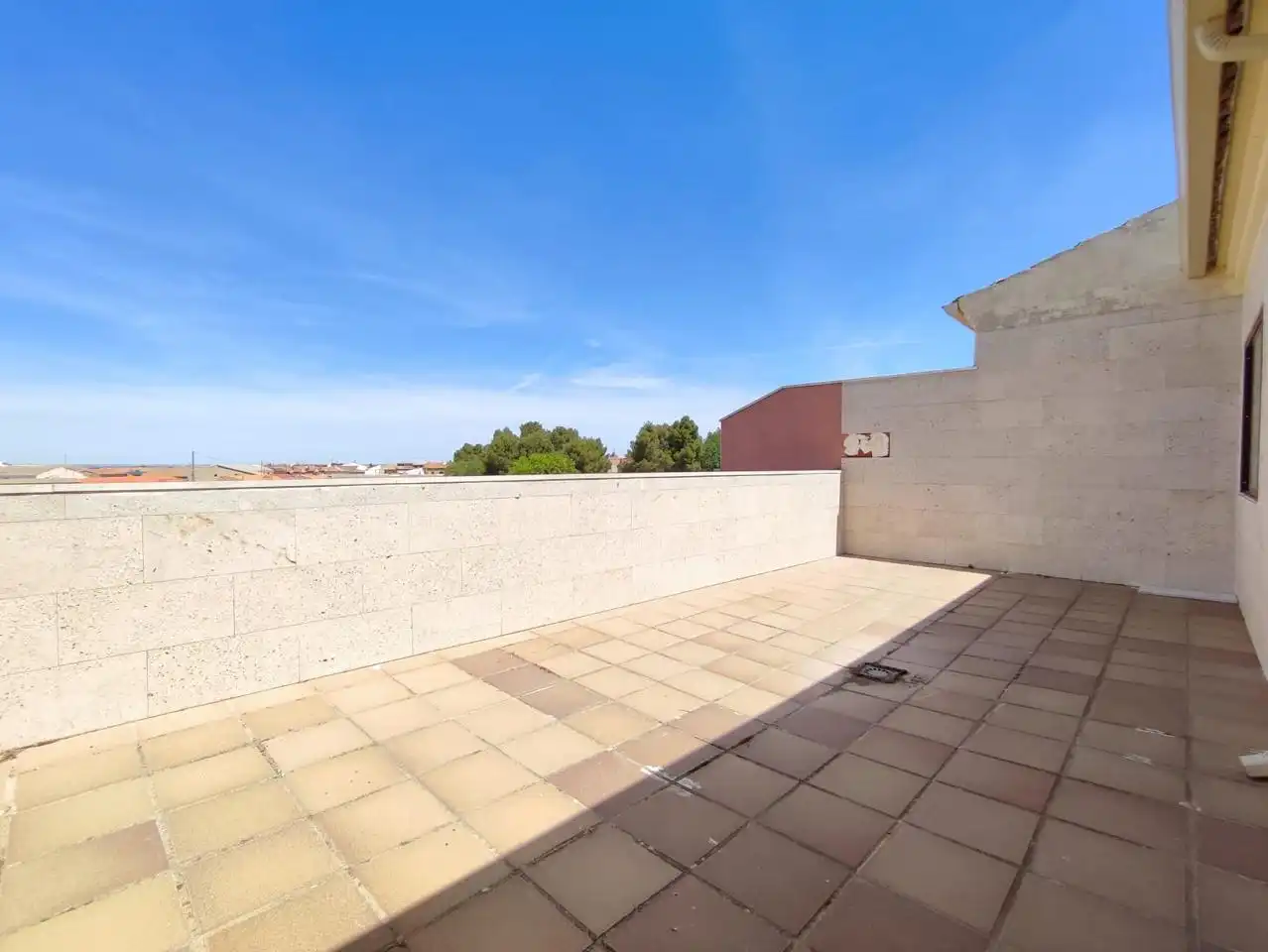 Terraza de Casa adosada en venta en Casas de Juan Núñez con Calefacción, Jardín privado y Terraza