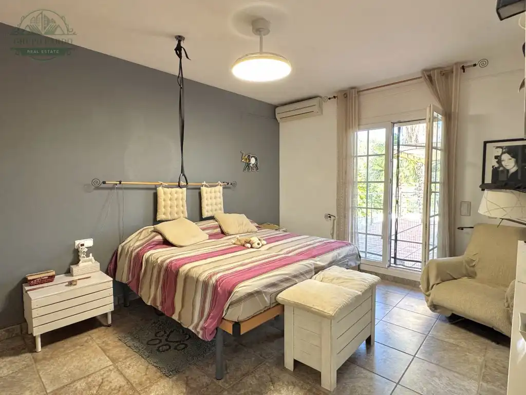Bedroom of Houses for sale in Mas Romeu