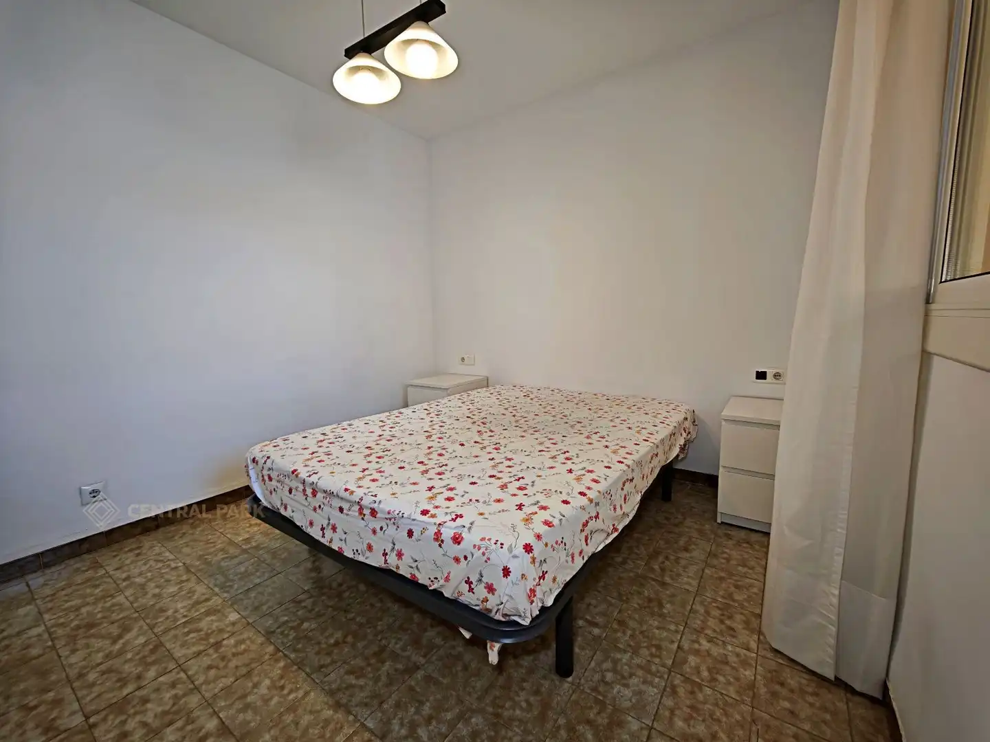 Habitación de Ático en venta en El Vendrell con Terraza y Balcón
