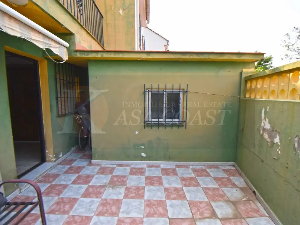 Casa adosada en venta en Los Boliches
