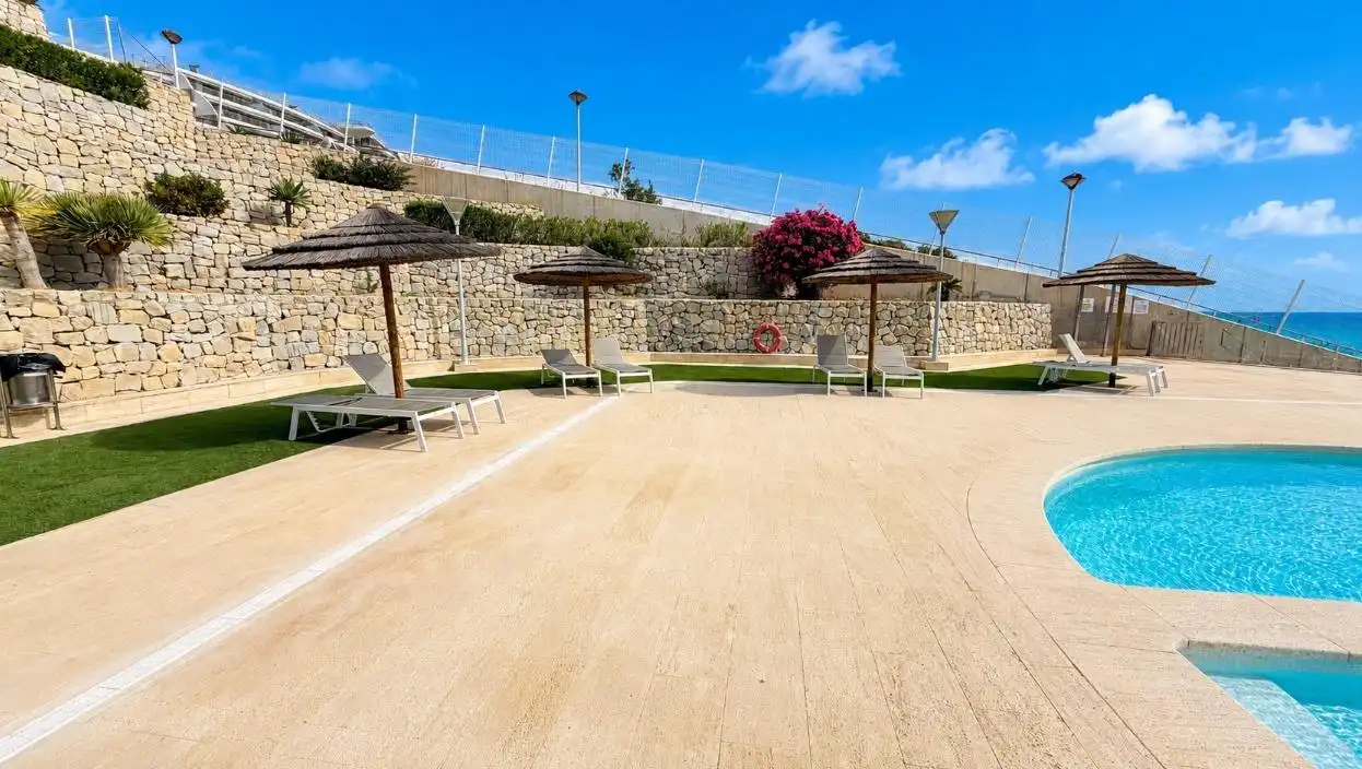 Piscina de Apartamento en venta en Elche / Elx con Aire acondicionado, Jardín privado y Terraza